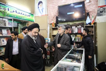 بازدید نماینده ولی فقیه در امور حج و زیارت از موزه بصیرت
 29