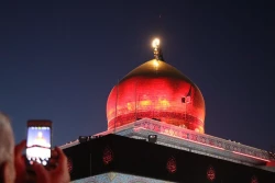 تعویض پرچم حرم حضرت زینب(س)+تصاویر 4