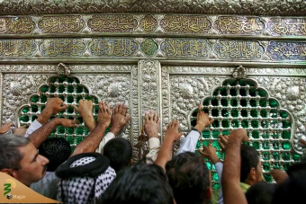 بارگاه مطهر امام موسی کاظم(ع)
 4