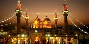 ایرانیان کاشی‌های نفیس اطراف ضریح امامین جوادین (ع) را ترمیم می‌کنند