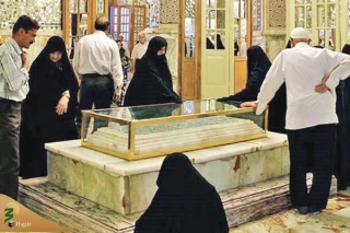 چه بزرگانی که در جوار رئوف اهل بیت آرمیده‌اند