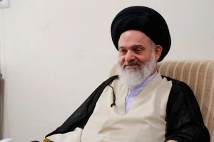 آیت الله حسینی بوشهری درگذشت خادمین خانه خدا و عتبات را تسلیت گفت