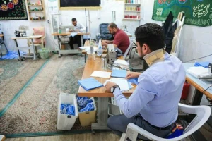بیش از ۸هزار ماسک توسط آستان مقدس عسکری(ع) تولید شد