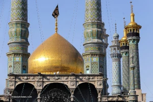 اگر حرم اهل‌بیت (ع) دارالشفاست، چرا از ترس کرونا بسته شده‌اند؟!