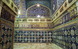 نماز زیارت در مسجدی به قدمت بیش از هزار سال