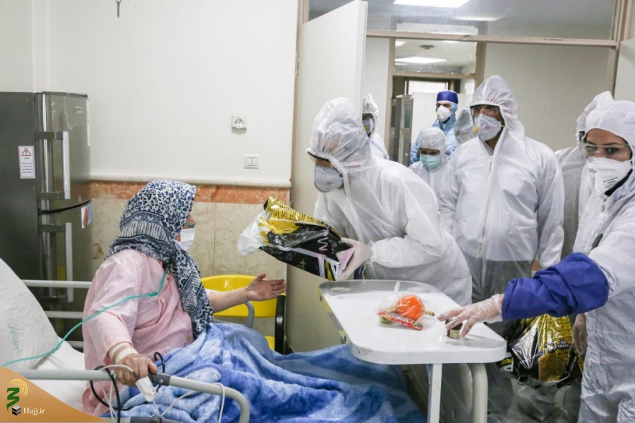 همزمان با روز نیمه شعبان؛

نمایندگان بعثه رهبری از ایثارگران جبهه سلامت در تهران تقدیر کردند 12