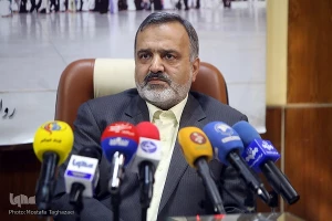 رشیدیان خبر داد؛

برنامه‌ریزی برای اعزام زائران به عتبات عراق و سوریه بعد از اپیدمی کرونا