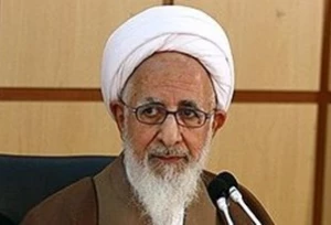 آیت‌الله جوادی آملی: عظمت ماه رمضان به نزول قرآن است