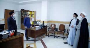 بازدید سرپرست حجاج ایرانی از دفتر بعثه رهبری منطقه قم
 5