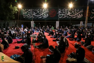 مراسم احیای شب بیست و یکم ماه رمضان در تهران 4