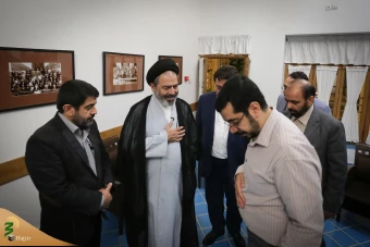 بازدید نماینده ولی فقیه در امور حج و زیارت از خانه موزه مدرس 32