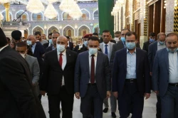 وزیر بهداشت عراق در حرم مطهر حضرت ابوالفضل العباس(ع) 2