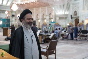 حجت الاسلام والمسلمین نواب مطرح کرد؛

مؤلفه های نهضت عاشورا در گفتمان و سیره امام راحل 7
