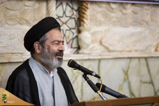 Hojjat al-Islam Navvab :
Spirituality and morality are the characteristics of Imam Khomeini's doctrine 2