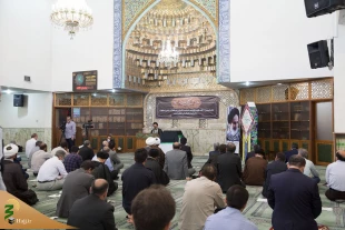 Hojjat al-Islam Navvab :
Spirituality and morality are the characteristics of Imam Khomeini's doctrine 2