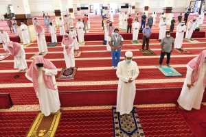 حضور نمازگزاران در مساجد عربستان+ عکس