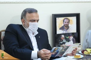 دیدارمسئولان حوزه حج و زیارت با خانواده شهید حمیدرضا اسداللهی 10