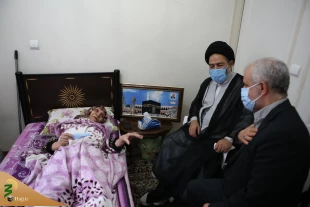 دیدار مسئولان حوزه حج و زیارت و رئیس بنیاد شهید با خانواده شهید منا 11