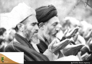 آیت الله مشگینی نماد سلوک انقلابی و حرکت در صراط مستقیم ولایت

 6
