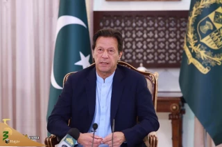 عمران خان:
شیعیان پاکستان از الگوی مراجع تقلید ایران برای برگزاری عزاداری‌های محرم پیروی کنند.