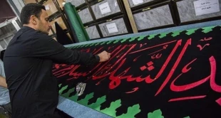 آماده سازی پرچم جدید گنبد حرم امام حسین (ع) برای استقبال از محرم+عکس 4