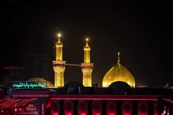 تعویض پرچم گنبد مطهر امام حسین(ع) و حضرت عباس(ع) همزمان با آغاز ماه محرم 5