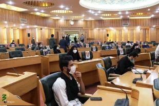 قائم مقام تولیت آستان قدس رضوی: 


هیچ اقدامی در حرم مطهر رضوی بدون هماهنگی ستاد کرونا انجام نمی‌شود  3