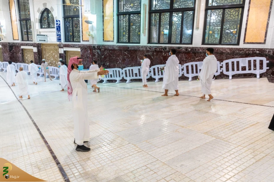 تصاویری از حضور زائران عمره گزار در روز گذشته 5
