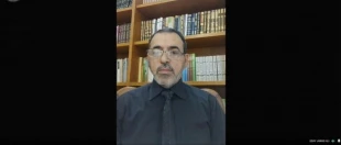 وبینار مضامین قرآنی در نهضت حسینی توسط آستان علوی برگزار شد . 4