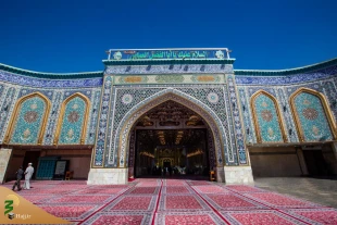 جمع آوری پرچمهای عزا از صحن مقدس عباسی با آغاز ماه ربیع الأول 6