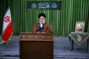 رهبرانقلاب: هر کس رییس جمهور آمریکا شود بر سیاست ما تاثیر ندارد