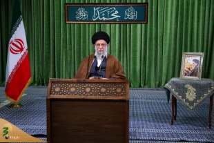 رهبرانقلاب: هر کس رییس جمهور آمریکا شود بر سیاست ما تاثیر ندارد 2