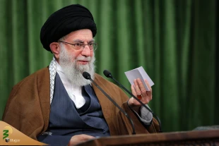 رهبرانقلاب: هر کس رییس جمهور آمریکا شود بر سیاست ما تاثیر ندارد 8