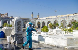 تمهیدات شدید بهداشتی در حرم امام رضا (ع)+عکس