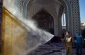 تمهیدات شدید بهداشتی در حرم امام رضا (ع)+عکس 11
