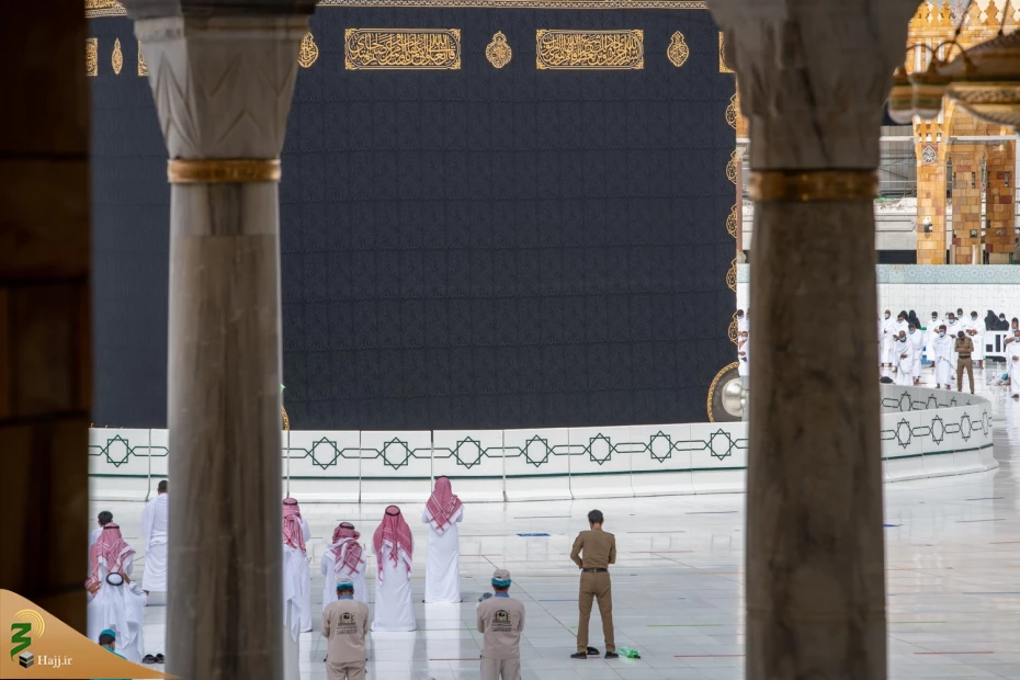 نماز جمعه در مسجدالحرام برگزار شد 15