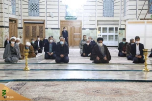 طواف پیکر شهید فخری‌زاده در حرم حضرت معصومه(س)/ اقامه نماز توسط آیت الله نوری همدانی 5
