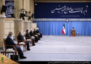 روایتی از جلسه شورای‌عالی هماهنگی اقتصادی در حضور رهبر معظّم انقلاب

خدای آن‌سوی اروند، همان خدای این سوی اروند است 3