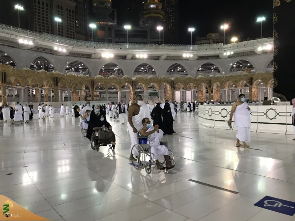 تصاویر زائران با ویلچر در مسجدالحرام 5