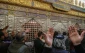 حضور زائران در جوار ضریح امامین جوادین(ع) پس از یک سال تعطیلی 3