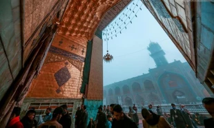 فضای مه آلود بارگاه منور علوی 5