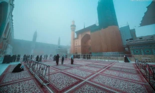 فضای مه آلود بارگاه منور علوی 8
