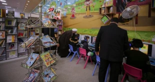 آستان علوی برگزار کرد؛
ویژه برنامه فرهنگی برای ایتام  4