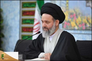 حجة الإسلام والمسلمین نواب:

کان منطق الشهید سلیمانی قویا بعیدآ عن التعصب و نظرة الحاج قاسم للعالم کانت جدیرة بالثناء 2