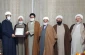 تکریم بعثه مقام معظم رهبری از خانواده‌ مرحوم حجت‌الاسلام نجفی روحانی 2