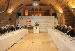 در بیروت برگزار شد؛

نشست بزرگداشت سردار سلیمانی با حضور علمای شیعه و سنی لبنان 2