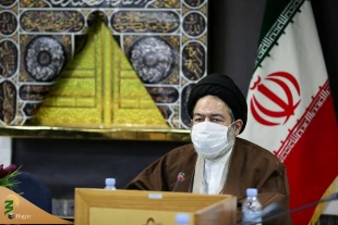 Supreme Leader’s representative in Hajj and Pilgrimage affairs emphasized:
The need to facilitate pilgrimage of the pilgrims to Atabat-e-Aliyat
 2