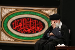 دومین شب مراسم عزاداری شهادت حضرت زهرا(س) با حضور رهبر معظم انقلاب برگزار شد