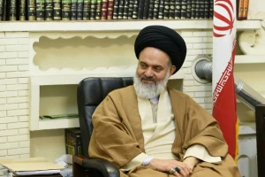 استکبار با تمام توان برای از بین بردن انقلاب برنامه ریزی می‌کند
