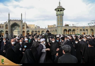پیکر معاون فقید امور بین ‌الملل بعثه مقام معظم رهبری در قم به خاک سپرده شد
 3